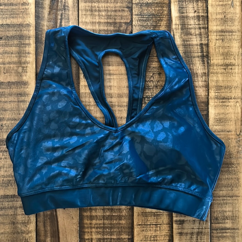Carbon38 Action Bra 2.0 in Leopard Takara Shine